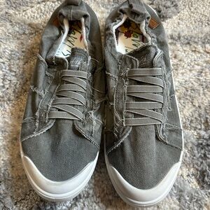 Brand new blowfish shoes size 10